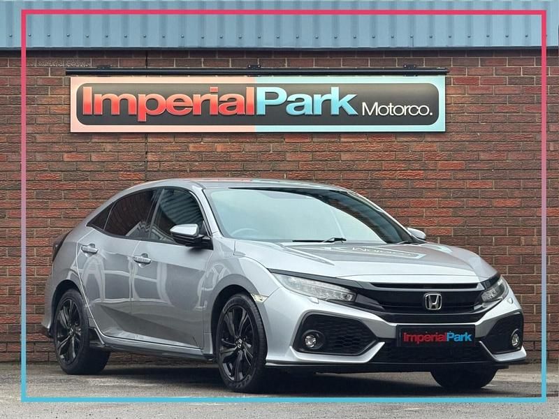 Used Honda Civic Sport 182 HP (133 kW) 2018 Silver Hatchback