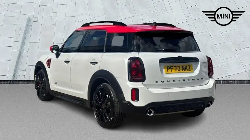 Used Mini John Cooper Works Countryman 302 HP (222 kW) 2023 White SUV