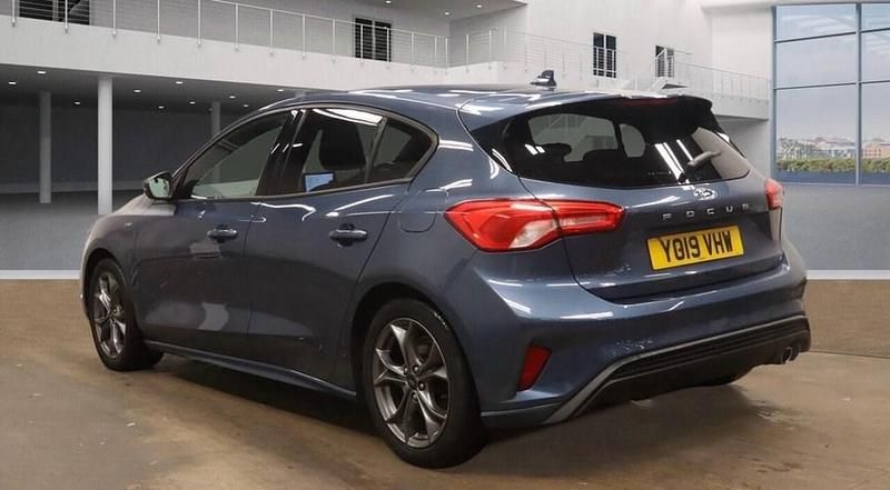 Used Ford Focus ST-Line 125 HP (91 kW) 2019 Blue Hatchback
