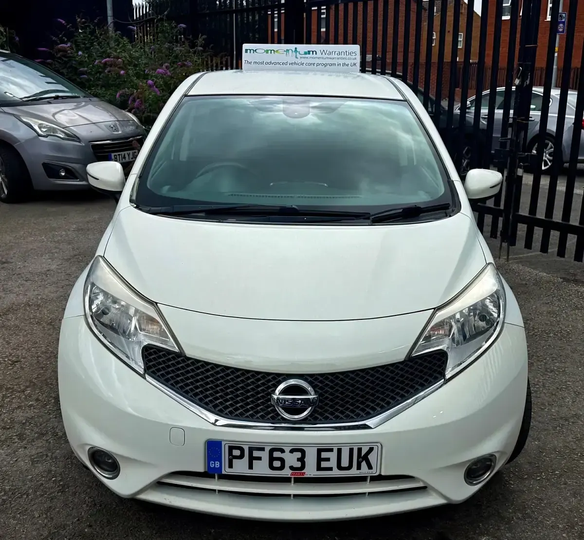 Used Nissan Note Acenta Premium 90 HP (66 kW) 2014 White Hatchback
