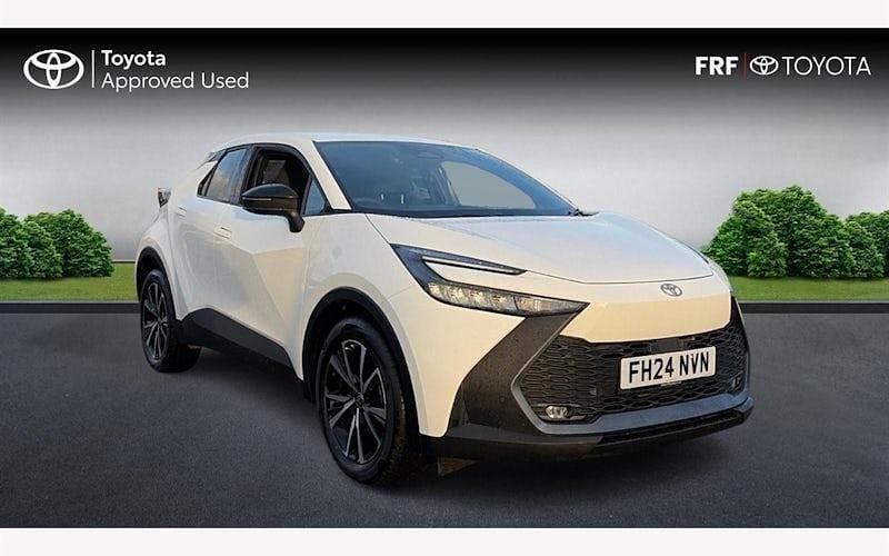 Used 2025 Toyota C-HR Design SUV | £25,290 (Good price) - Image 1/4