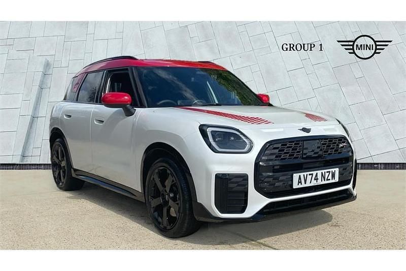 Nanuq white Used 2024 Mini Countryman Sport SUV | £34,795 (Good price) - Image 1/4