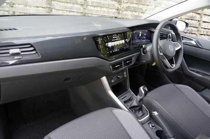 Used VW Polo 95 HP (69 kW) 2025 Hatchback