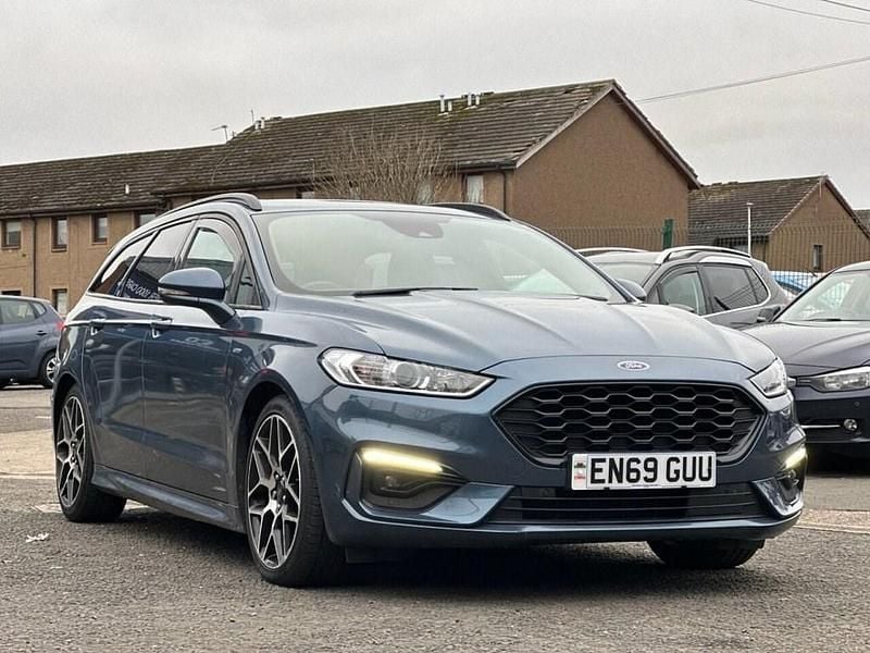 Blue Used 2020 Ford Mondeo ST-Line Hatchback | £10,995 (Fair price) - Image 1/4