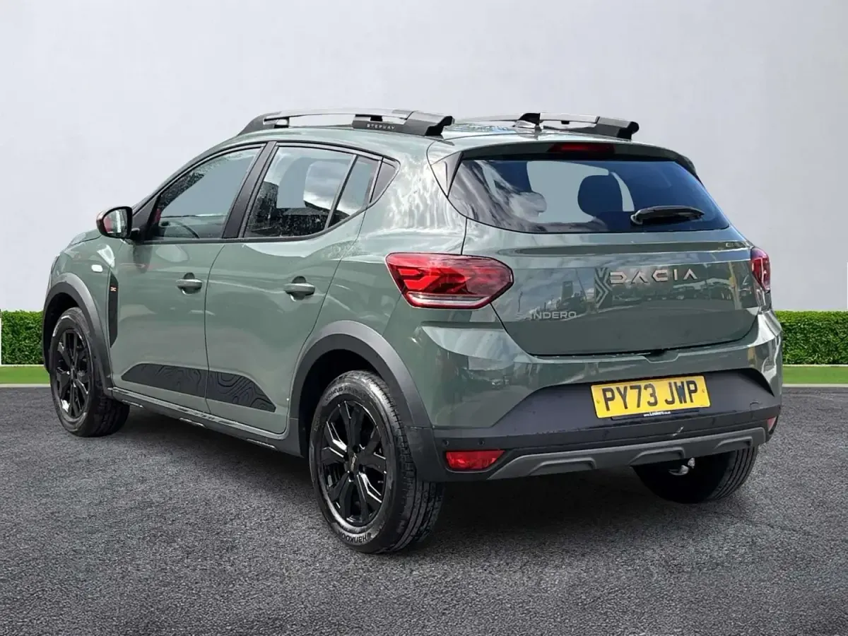 Gebraucht Dacia Sandero Extreme 90 PS (66 kW) 2023 Grün Kleinwagen