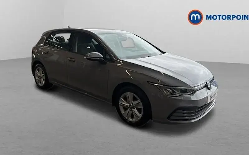 Used VW Golf VIII Life 110 HP (80 kW) 2023 Hatchback