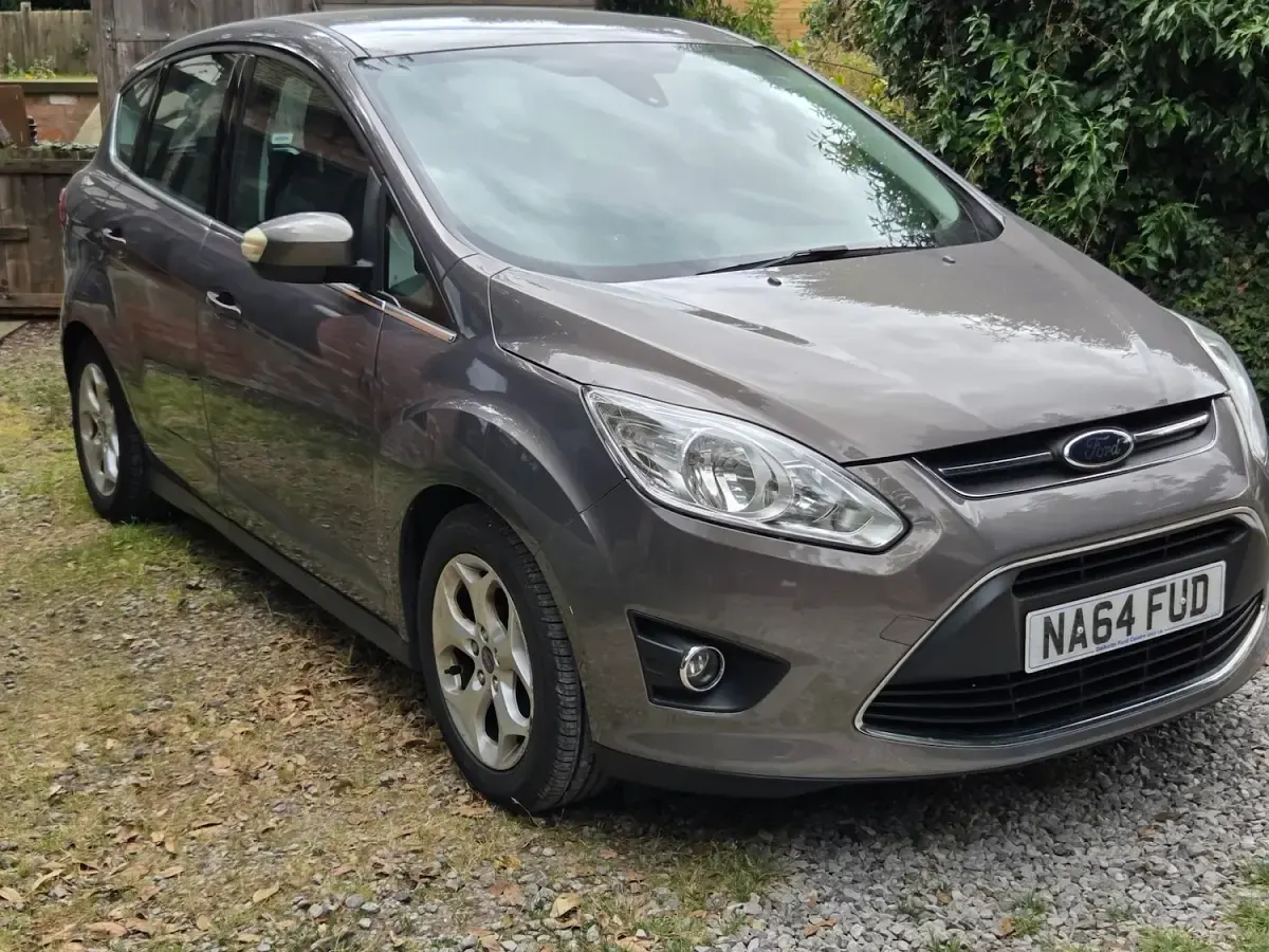 Used Ford C-MAX Zetec 105 HP (77 kW) 2014 Brown MPV