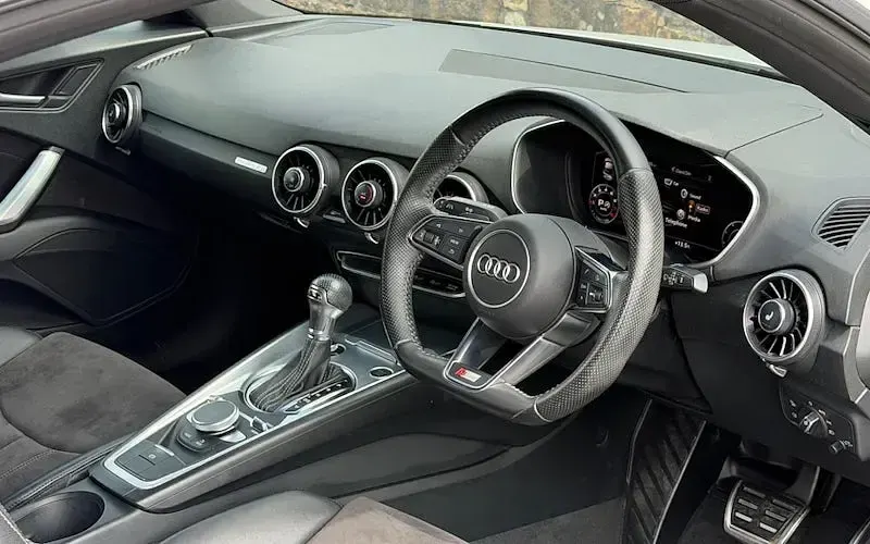 Used Audi TT S-Line 230 HP (169 kW) 2015 White Coupe