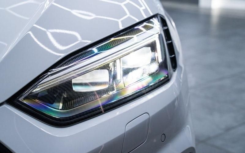 Used Audi RS5 Comfort 450 HP (330 kW) 2018 White Coupe