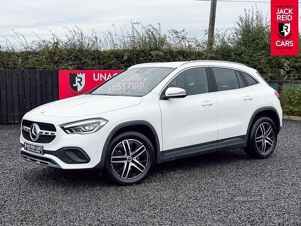 White Used 2020 Mercedes GLA200 Executive SUV | £20,650 (Fair price) - Image 1/4