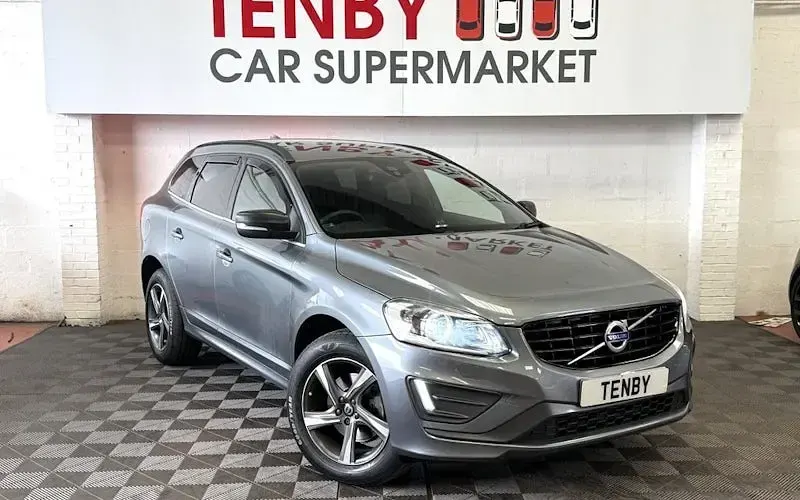Used Volvo XC60 R-Design 190 HP (139 kW) 2017 SUV
