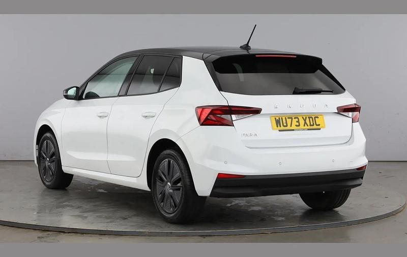 Used Skoda Fabia Colour Edition 108 HP (79 kW) 2023 Moon white Hatchback