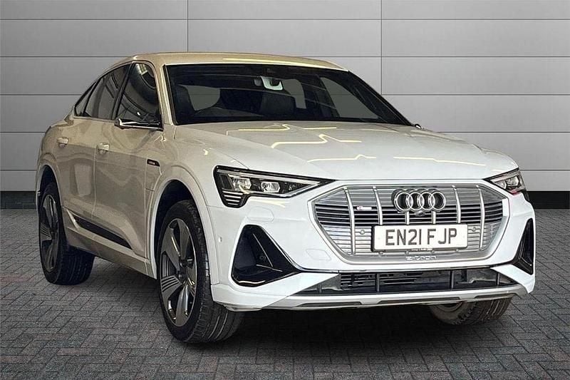 White Used 2021 Audi e-tron Sportback S-Line SUV | £24,800 (Good price) - Image 1/4