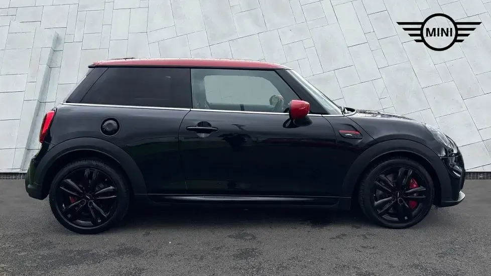 Used Mini John Cooper Works Hatch 228 HP (167 kW) 2024 Black Hatchback