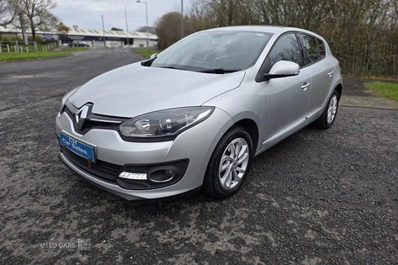 Used 2016 Renault Mégane III Dynamique Hatchback | £5,425 (A bit pricey) - Image 1/1