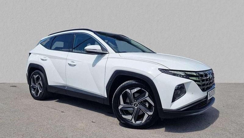 White Used 2021 Hyundai Tucson Ultimate SUV | £22,990 (Fair price) - Image 1/4