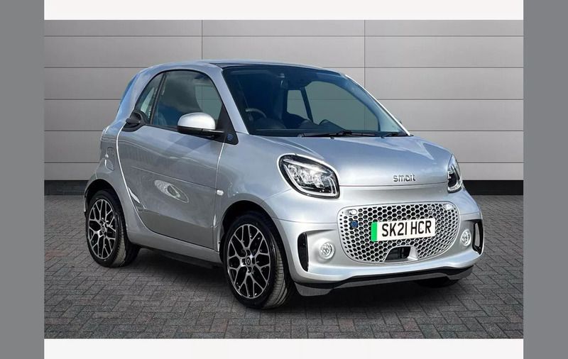 Silver Used 2021 Smart ForTwo Electric Drive Exclusive Coupe | £9,950 (Fair price) - Image 1/4