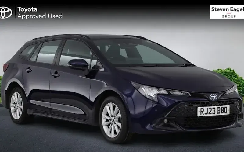 Second-hand Toyota Corolla 140 CP (102 kW) 2026 Break