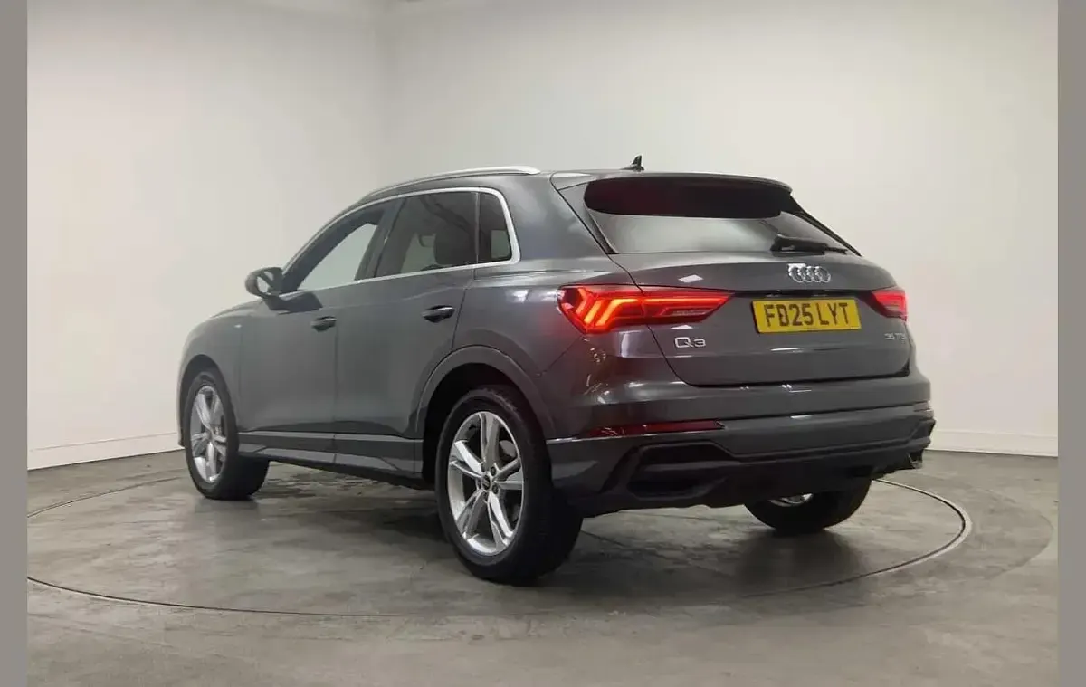Used Audi Q3 S-Line 147 HP (108 kW) 2025 Grey SUV