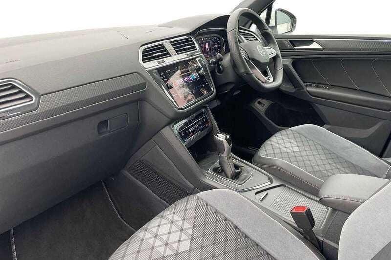 Image 2/4