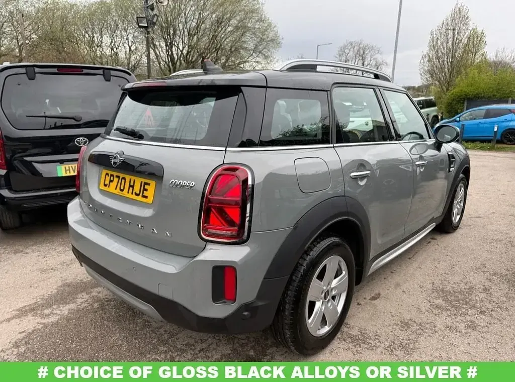 Begagnad Mini Cooper Classic 136 HK (100 kW) 2021 Grå Halvkombi