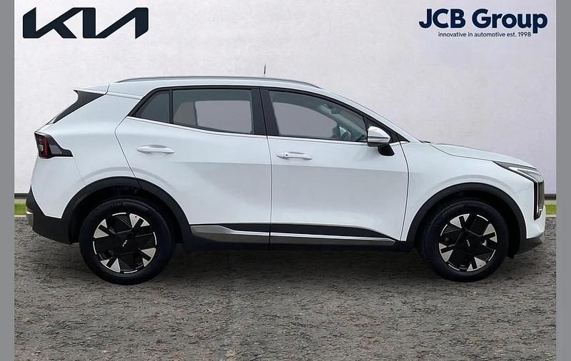 New Kia Sportage 234 HP (172 kW) 2025 White SUV
