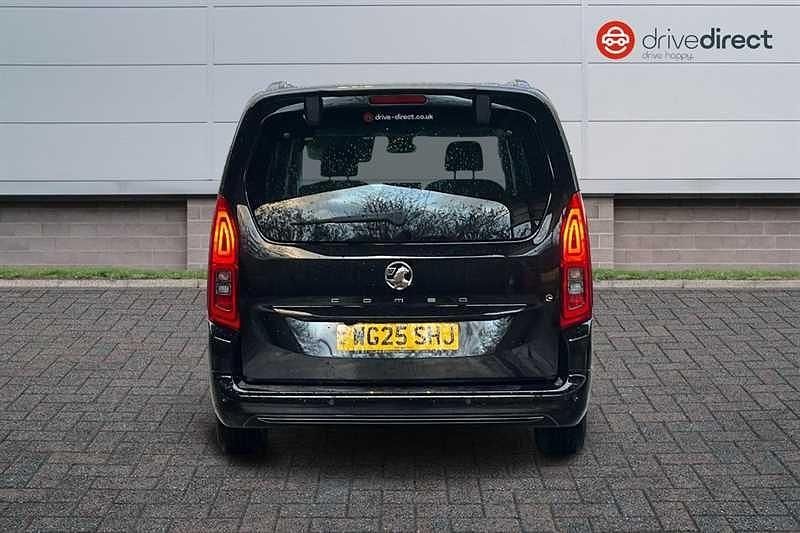 Used Vauxhall Combo Ultimate 100 kW (136 HP) 2025 Black MPV