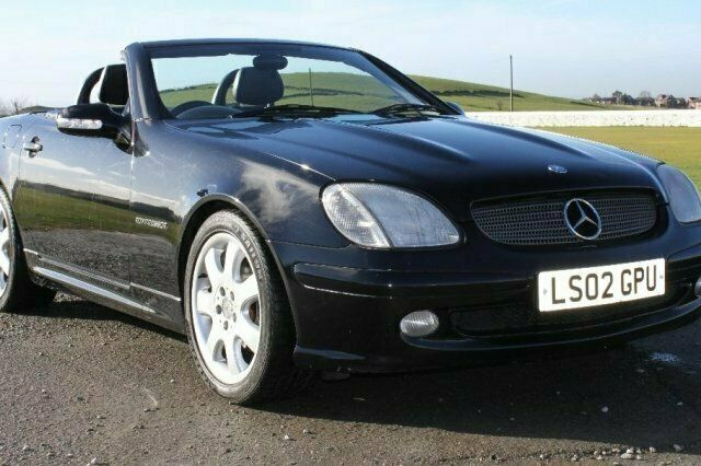 Used 2002 Mercedes SLK200 Cabriolet | £3,000 - Image 1/3