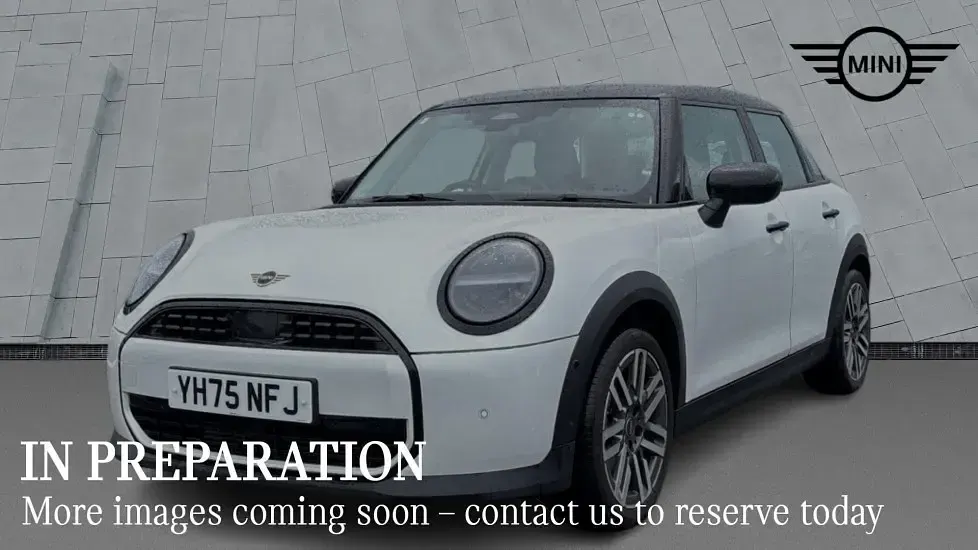 Used Mini Cooper Hatch 113 kW (154 HP) 2025 White Hatchback