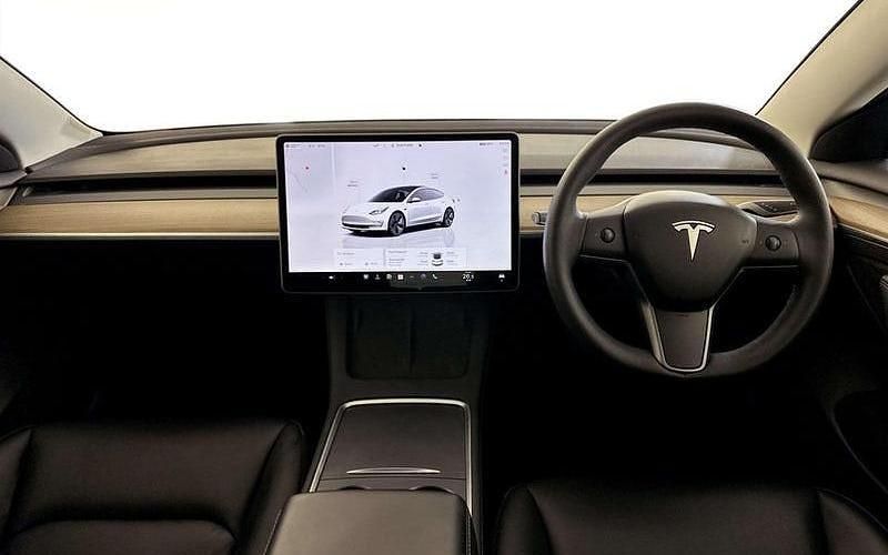 Used Tesla Model 3 RWD 180 kW (245 HP) 2023 White Sedan