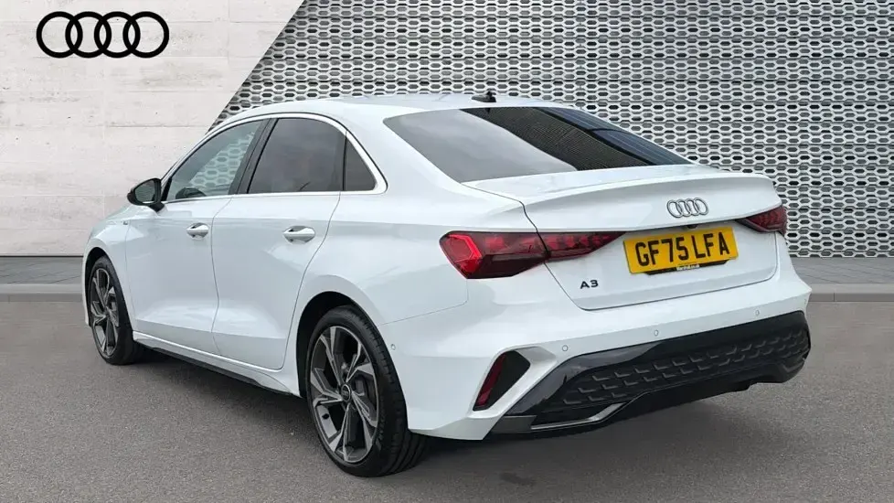 Used Audi A3 S-Line 150 HP (110 kW) 2025 White