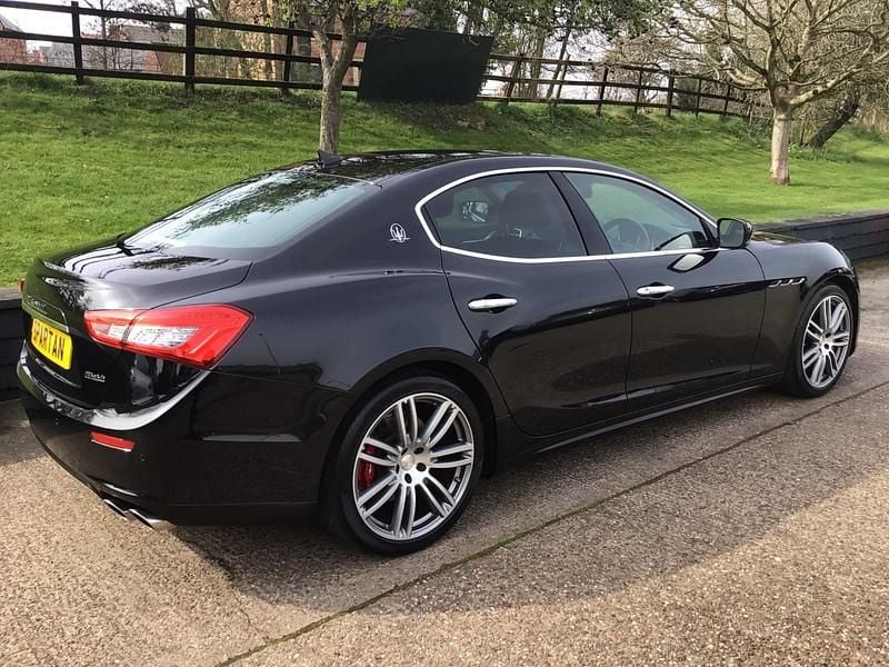 Used Maserati Ghibli 275 HP (202 kW) 2016 Black Sedan