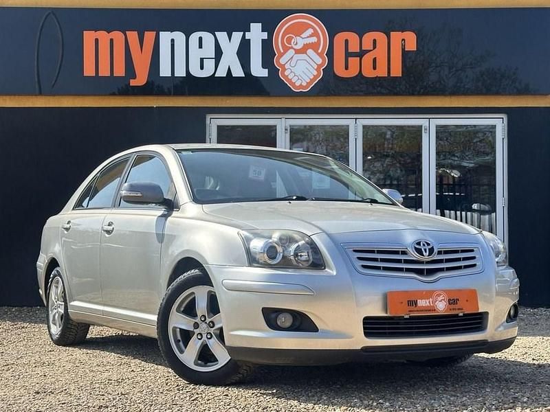 Silver Used 2007 Toyota Avensis T3 Hatchback | £3,490 (A bit pricey) - Image 1/4