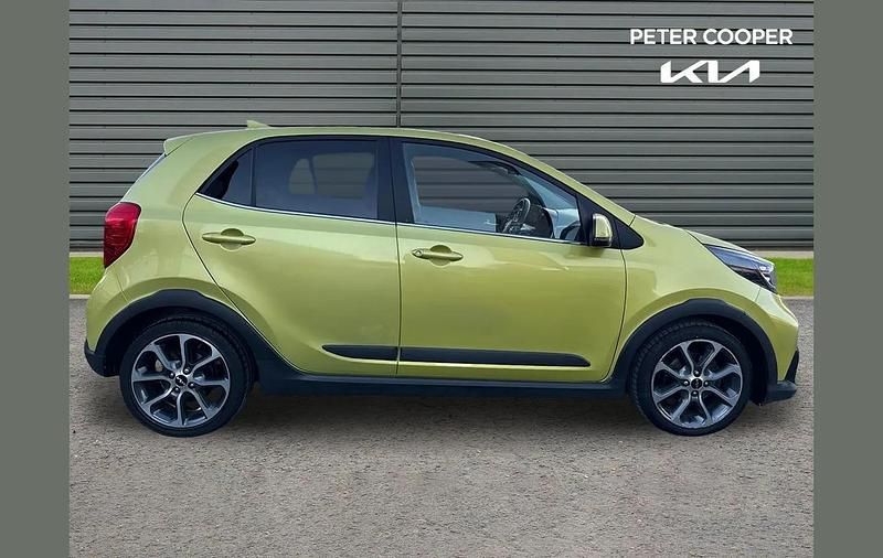 Used Kia Picanto X-Line 65 HP (47 kW) 2021 Green Hatchback