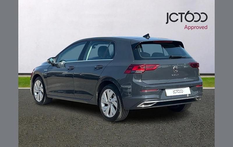Used VW Golf VIII Style 147 HP (108 kW) 2022 Grey Hatchback