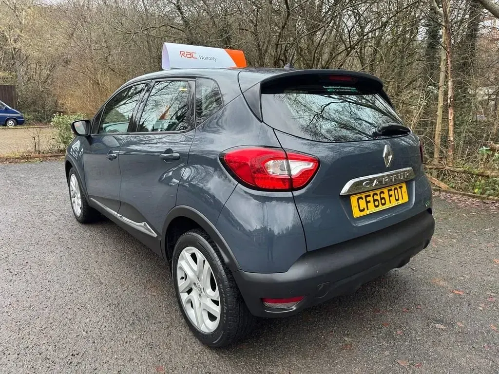 Gebraucht Renault Captur Dynamique 90 PS (66 kW) 2017 Blau SUV