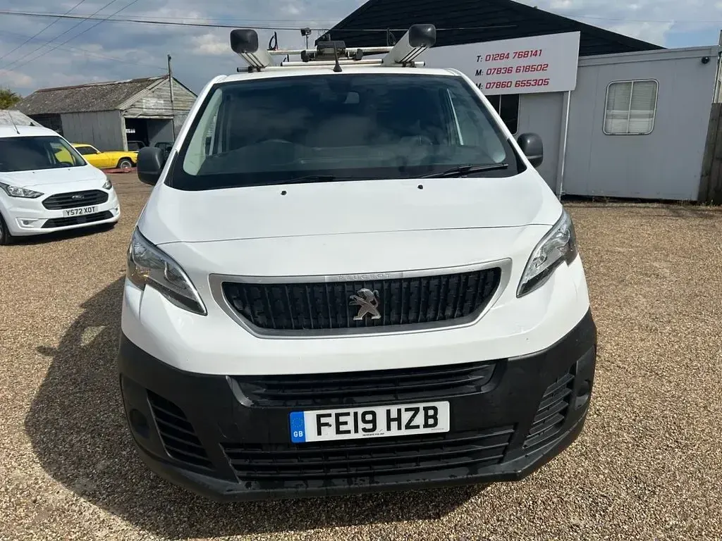Used Peugeot Expert 120 HP (88 kW) 2019 White Van