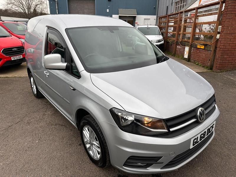 Used VW Caddy Highline 102 HP (75 kW) 2018 Silver MPV