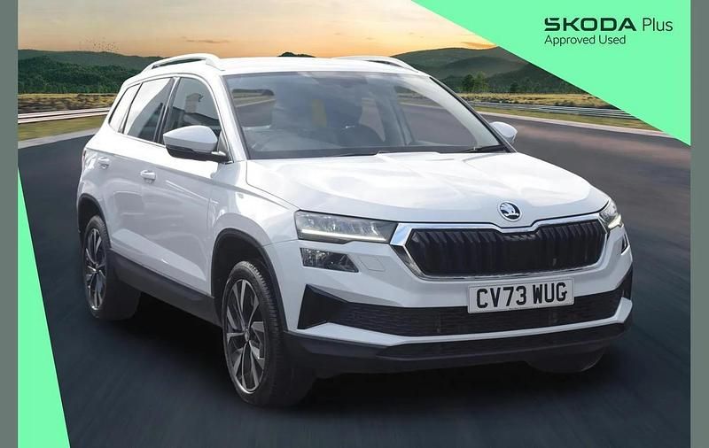 Used Skoda Karoq SE L 147 HP (108 kW) 2024 Moon white metallic SUV