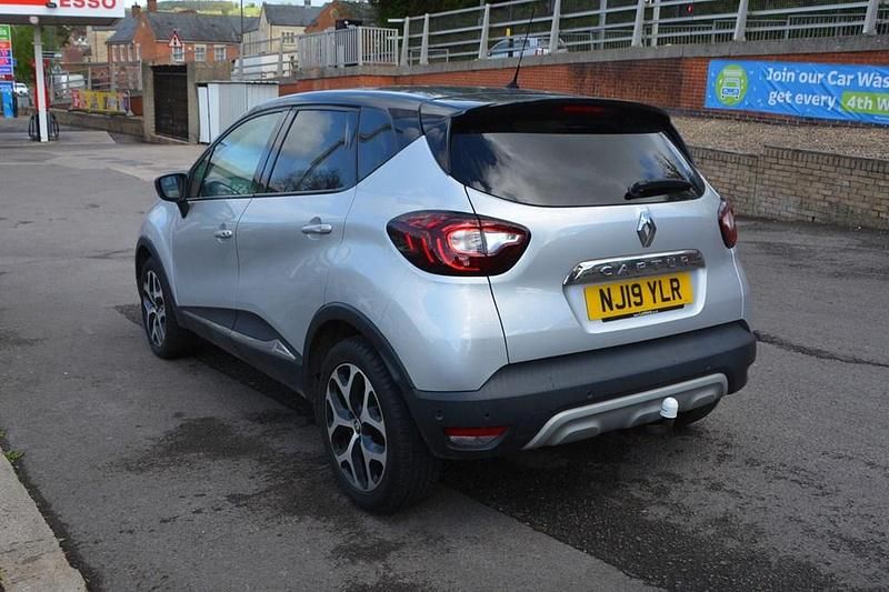 Used Renault Captur GT-Line 2019 Silver SUV