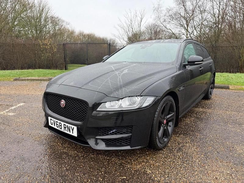 Used Jaguar XF Sportbrake R-Sport 180 HP (132 kW) 2019 Black Estate