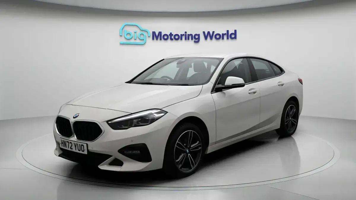 Used BMW 218 Sport Line 136 HP (100 kW) 2022 White Coupe