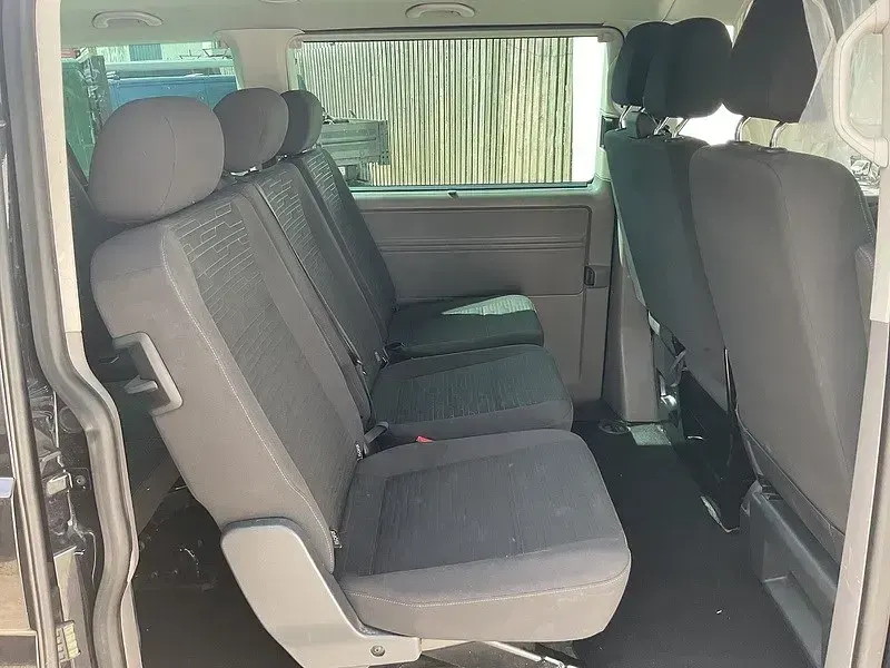 Usado VW Transporter SE 148 HP (108 kW) 2022 Preto Van