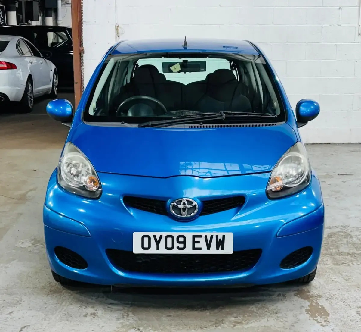 Used Toyota Aygo 2009 Blue Hatchback