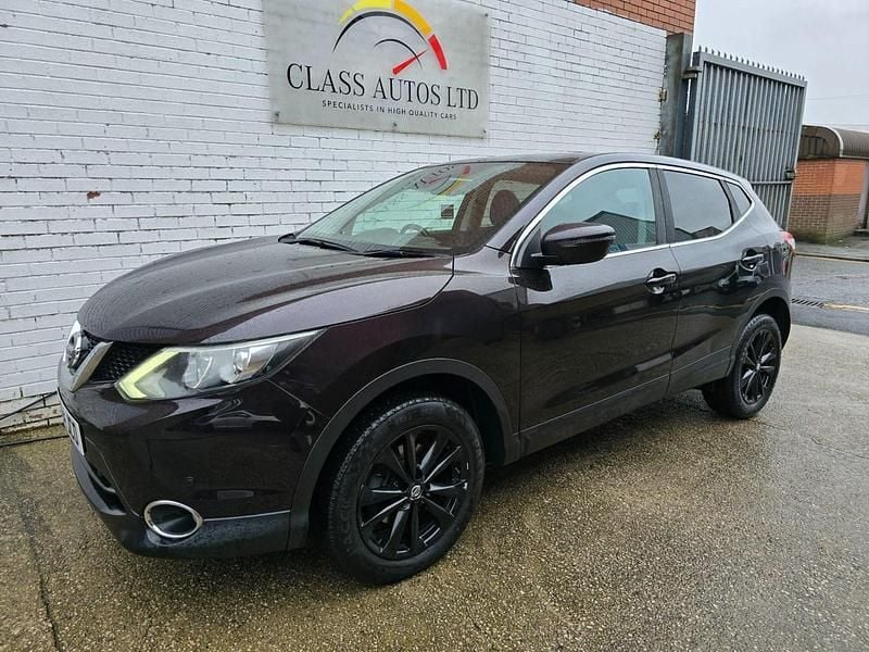Used Nissan Qashqai Acenta Premium 110 HP (80 kW) 2014 Black SUV