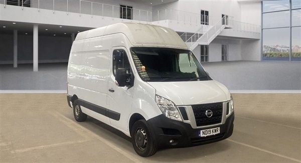 White Used 2019 Nissan NV400 SE Van | £10,800 (A bit pricey) - Image 1/1