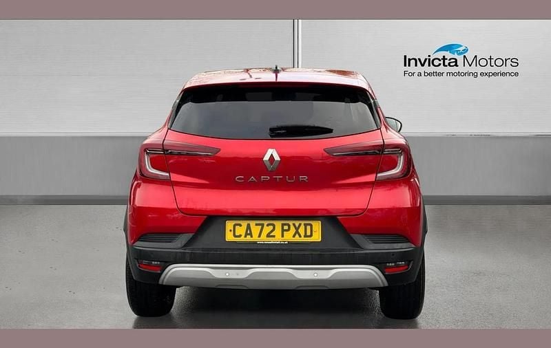 Used Renault Captur Evolution 91 HP (66 kW) 2022 Red SUV