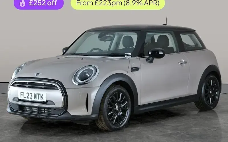 Usado Mini Cooper Classic 136 HP (100 kW) 2022 Citadino