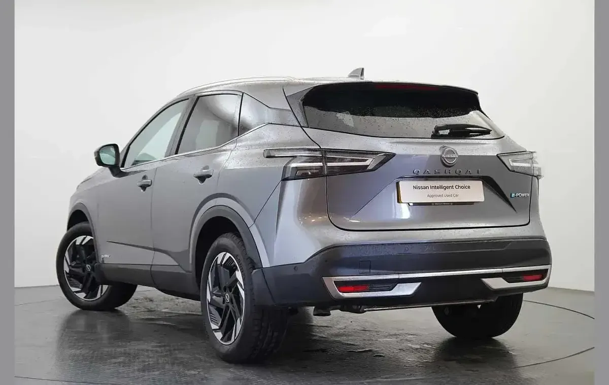 Used Nissan Qashqai N-Connecta 187 HP (137 kW) 2025 Grey SUV