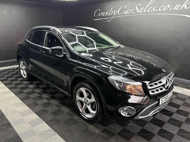 Used Mercedes GLA220 Executive 2018 Black SUV